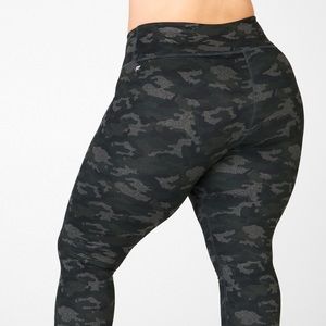 Fabletics Camo Plus Leggings